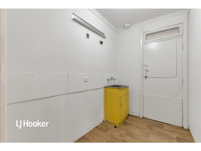 2 Billabong Road, Para Hills SA 5096