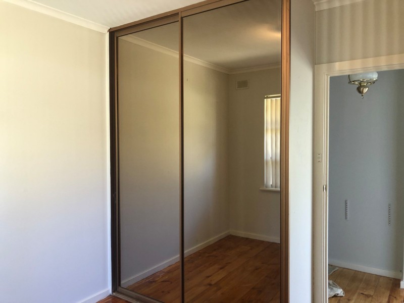 8 Chatsworth Avenue, Valley View SA 5093