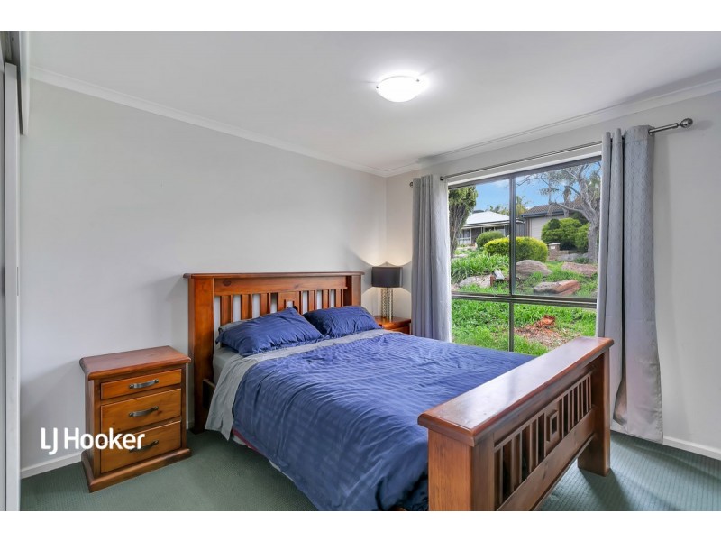 8 Taranaki Court, Greenwith SA 5125