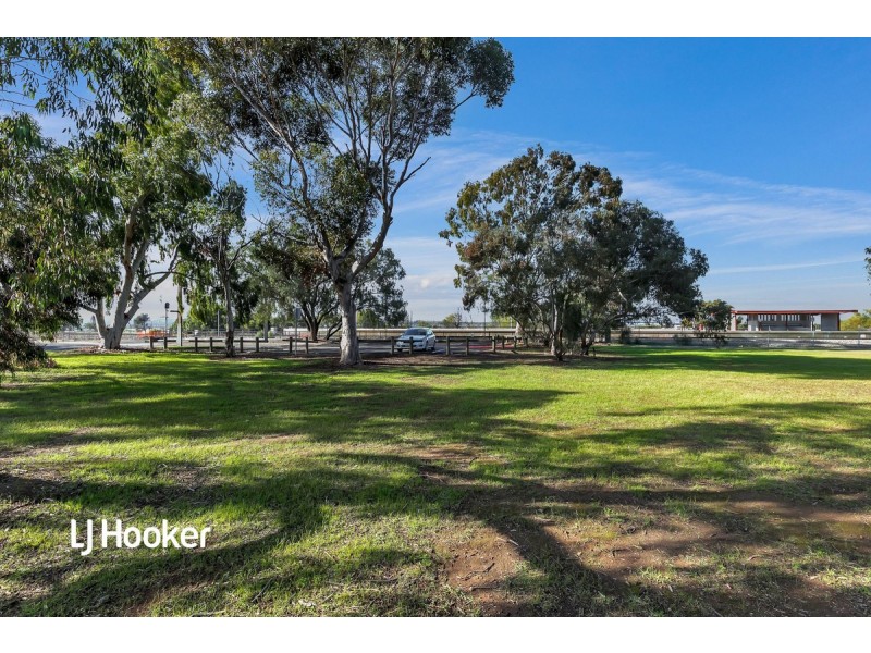 32 McCabe Avenue, Parafield Gardens SA 5107