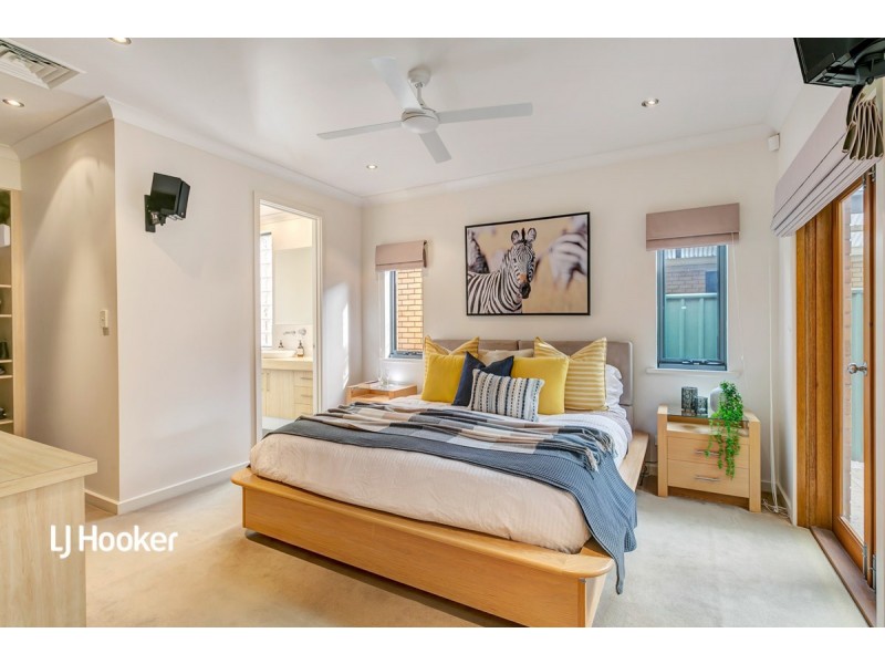 18 Stony Way, Mawson Lakes SA 5095