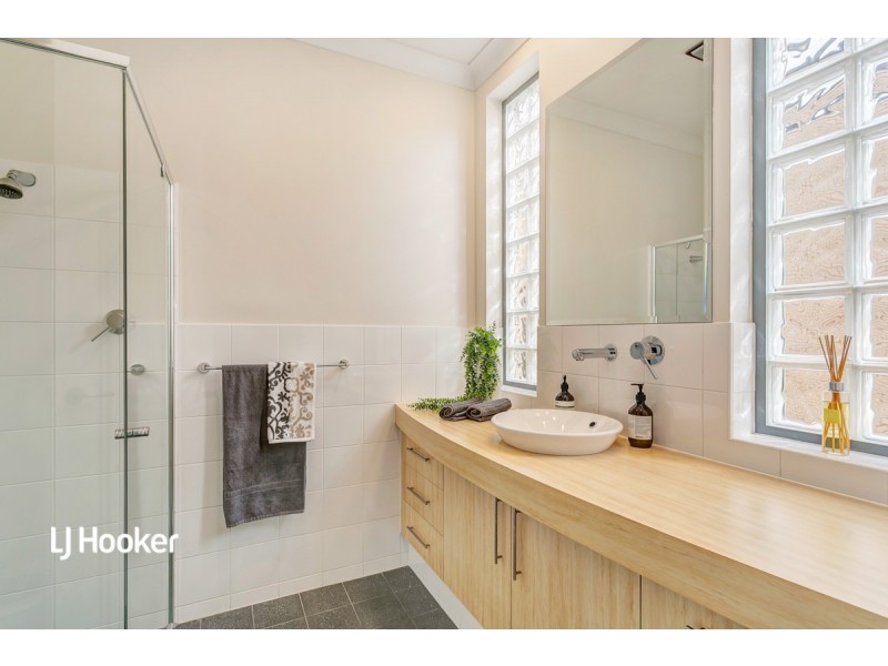 18 Stony Way, Mawson Lakes SA 5095