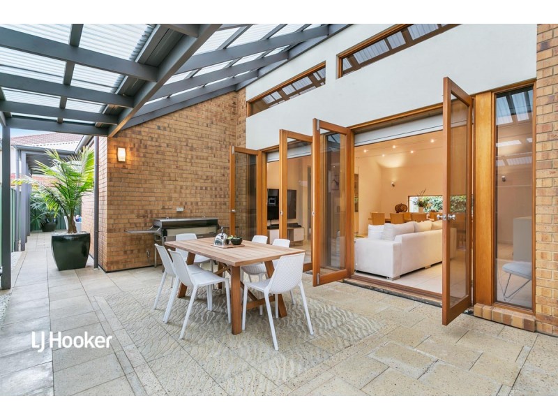 18 Stony Way, Mawson Lakes SA 5095