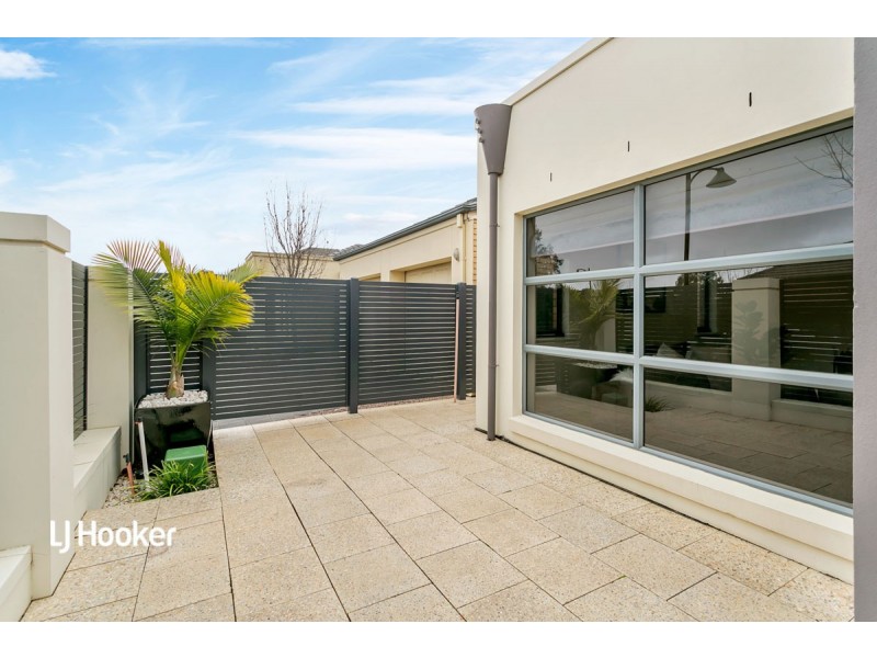 18 Stony Way, Mawson Lakes SA 5095