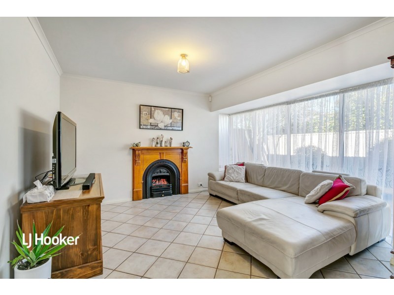 13 Chatswood Grove, Golden Grove SA 5125