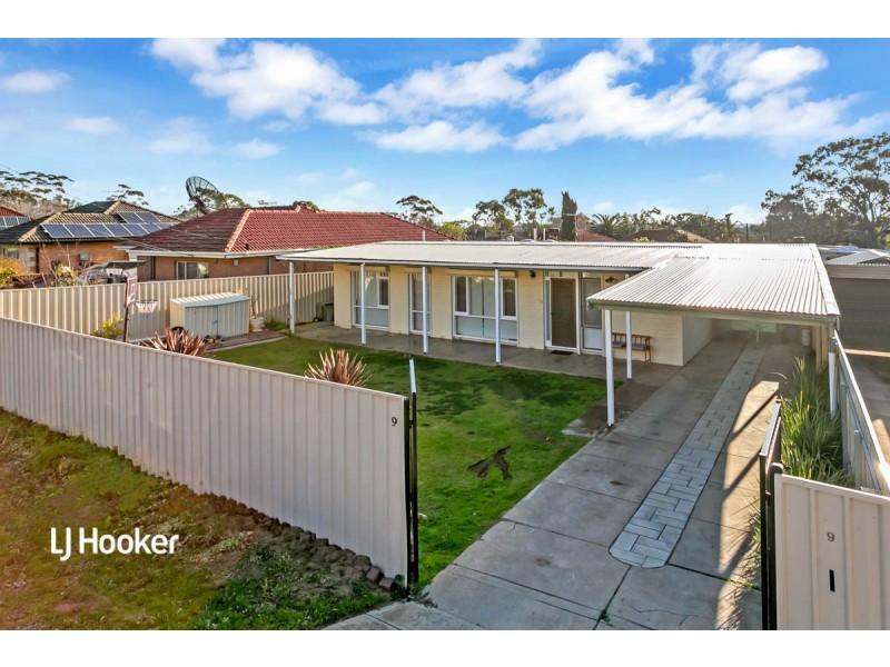 9 Valda Road, Para Hills SA 5096