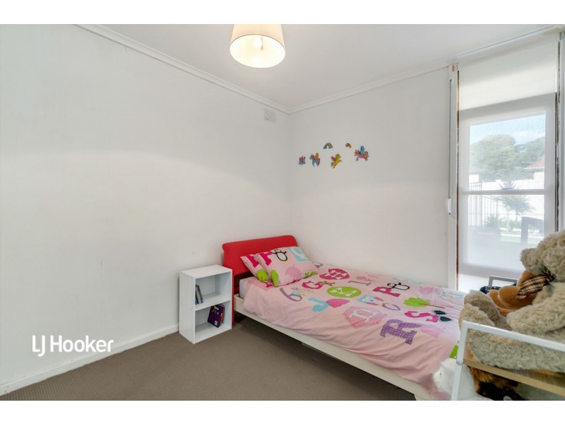 9 Valda Road, Para Hills SA 5096