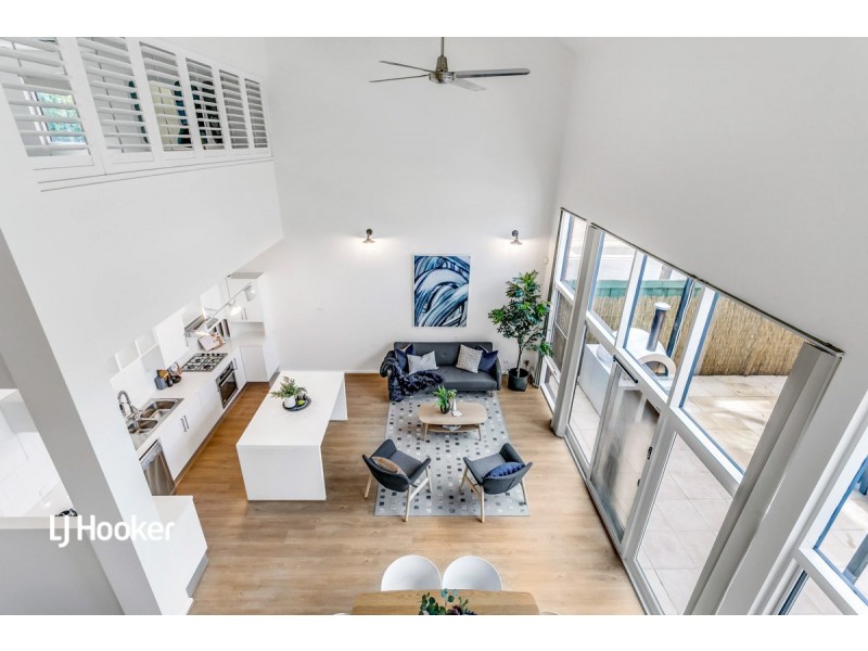 7 Merino Lane, Mawson Lakes SA 5095