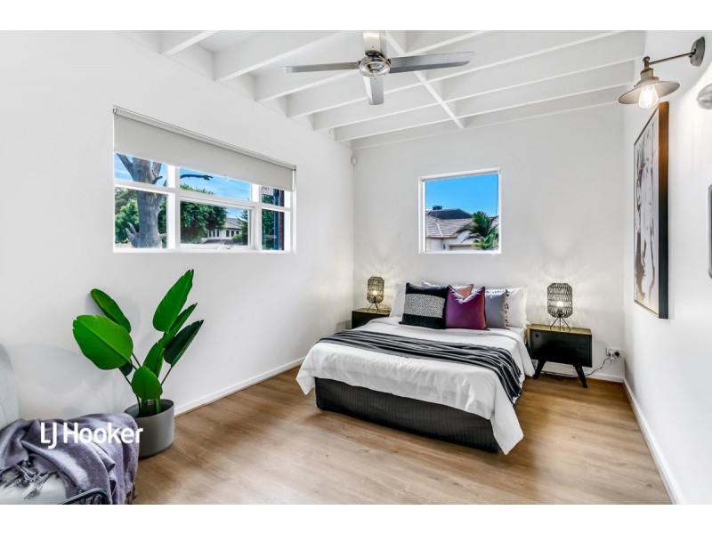 7 Merino Lane, Mawson Lakes SA 5095