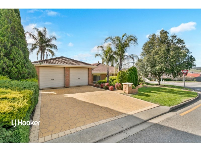 32 Petworth Parade, Greenwith SA 5125
