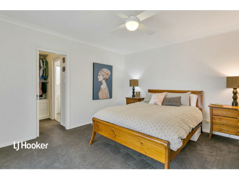 32 Petworth Parade, Greenwith SA 5125