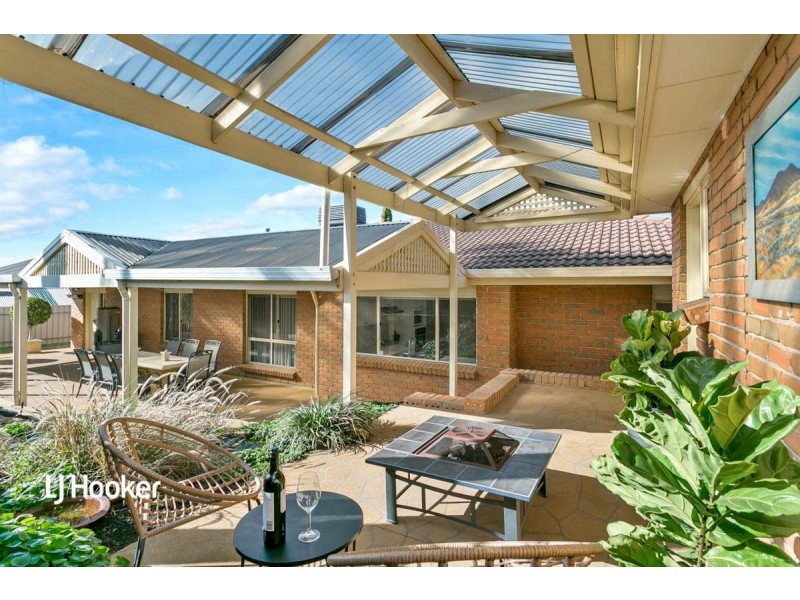 32 Petworth Parade, Greenwith SA 5125