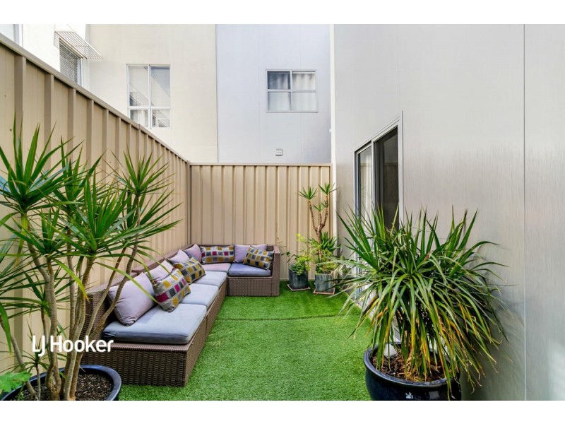 29 Harvey Circuit, Mawson Lakes SA 5095