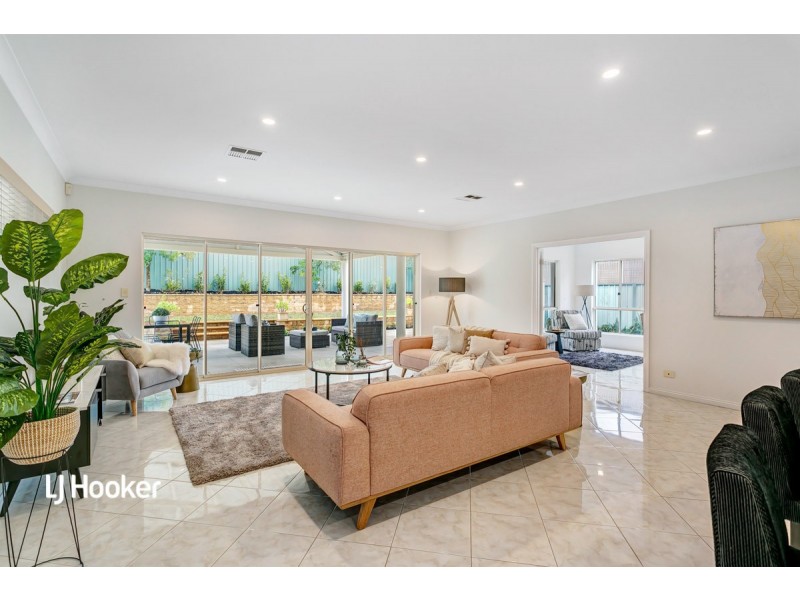 32 Maple Circuit, Mawson Lakes SA 5095