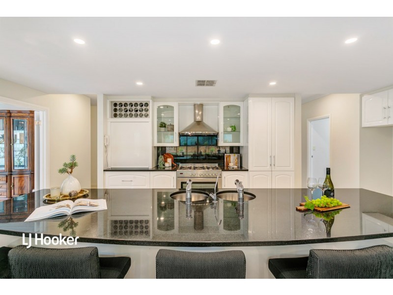 32 Maple Circuit, Mawson Lakes SA 5095