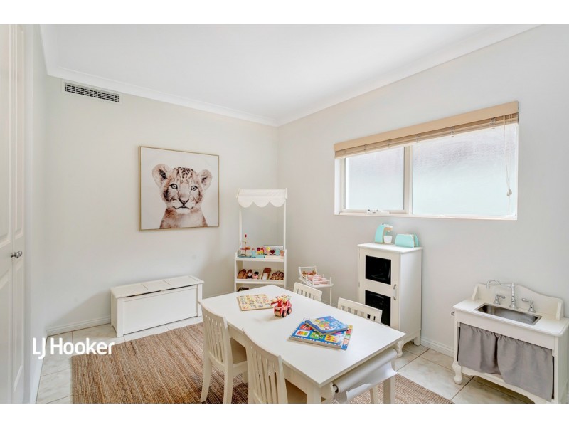 32 Maple Circuit, Mawson Lakes SA 5095