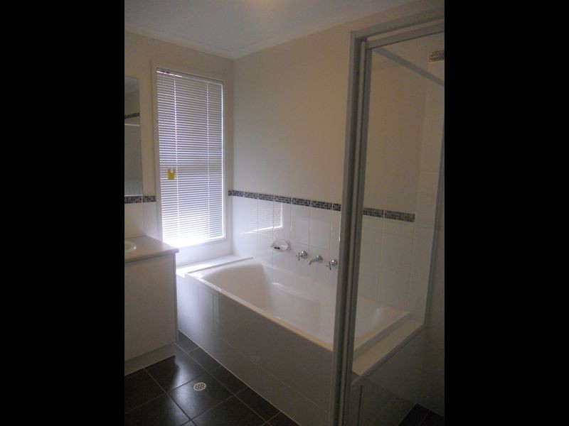 73 Serpentine Circuit, Andrews Farm SA 5114