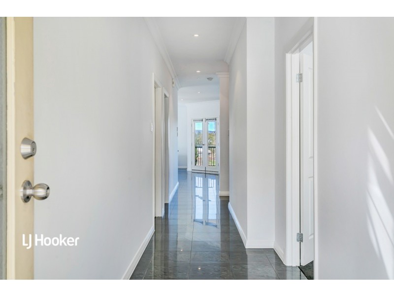 27 Reordan Drive, Greenwith SA 5125