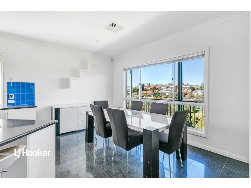 27 Reordan Drive, Greenwith SA 5125