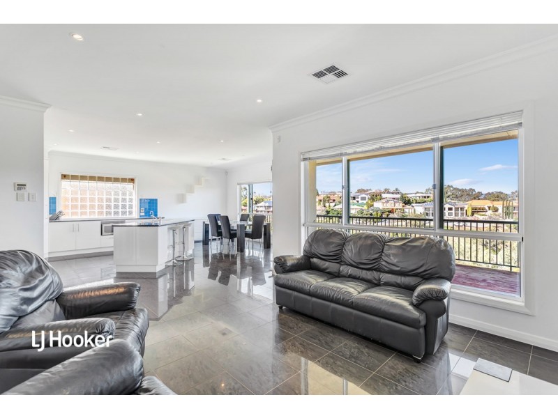 27 Reordan Drive, Greenwith SA 5125