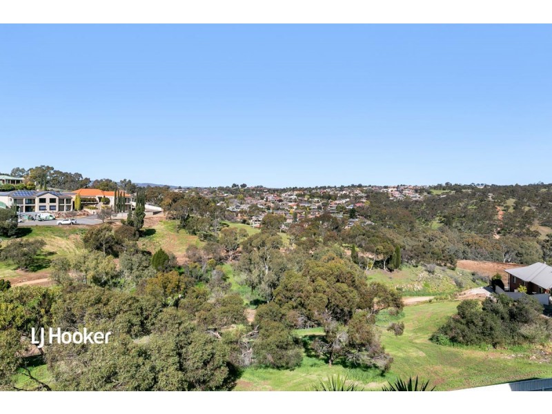 27 Reordan Drive, Greenwith SA 5125