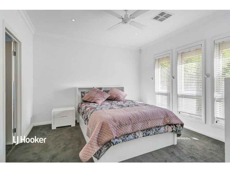 27 Reordan Drive, Greenwith SA 5125