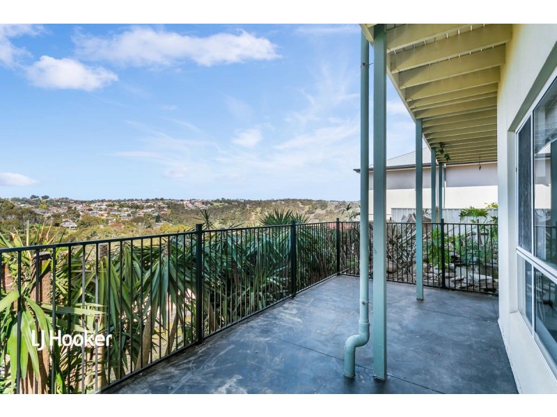 27 Reordan Drive, Greenwith SA 5125