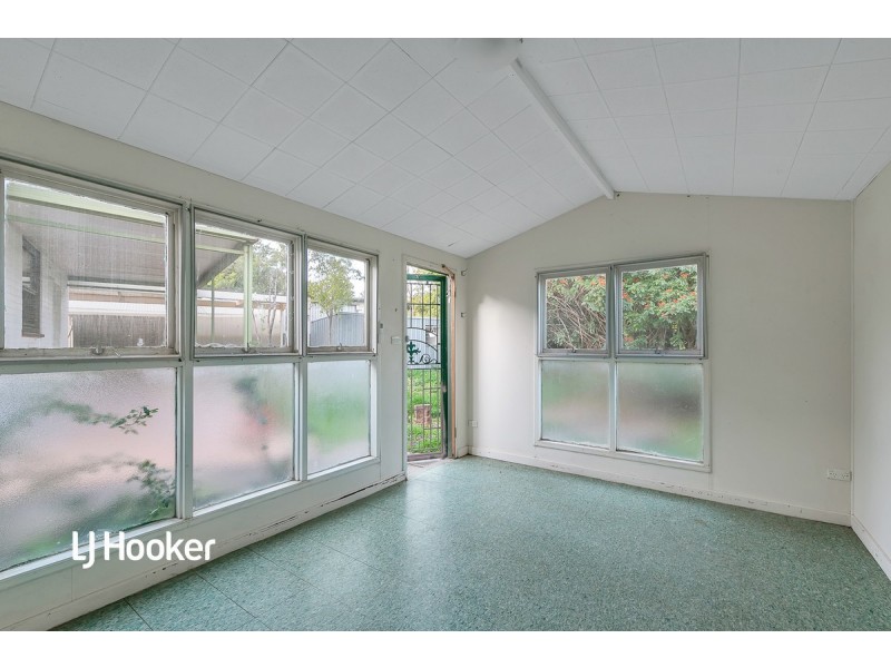 1 Kinkaid Road, Elizabeth East SA 5112