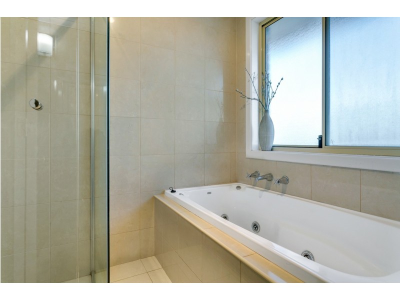 4 Blair Court, Greenwith SA 5125