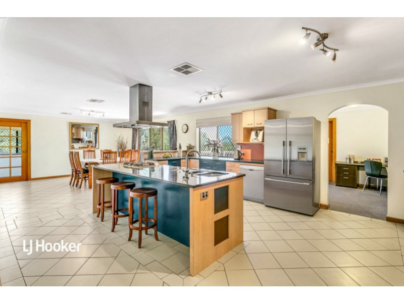 19 Foulis Court, Wynn Vale SA 5127