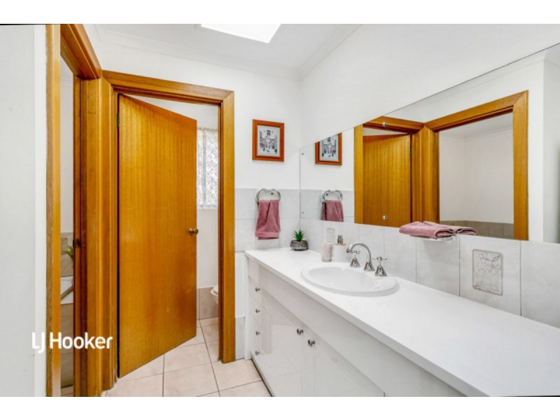 19 Foulis Court, Wynn Vale SA 5127