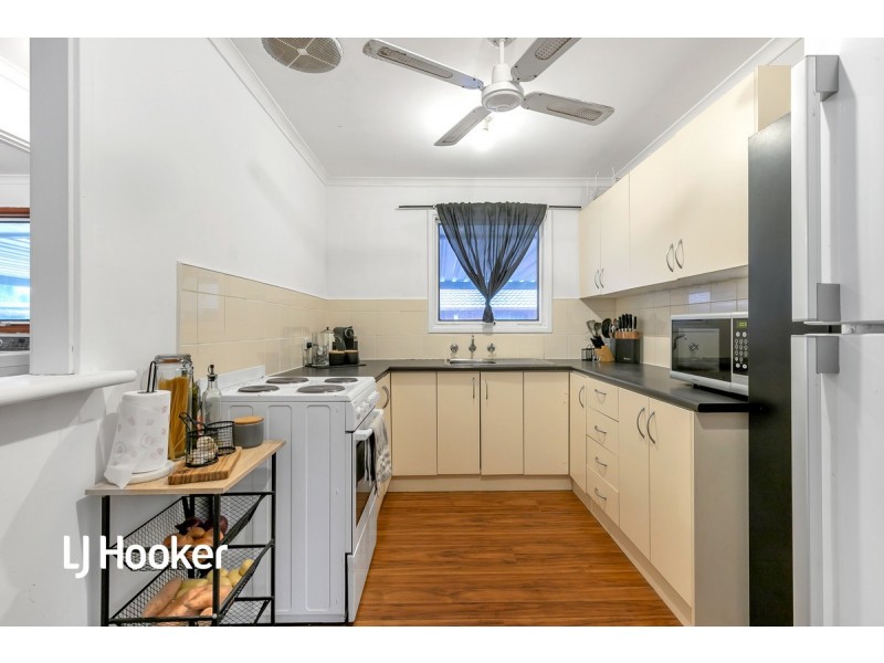 43 Grenadier Road, Elizabeth East SA 5112