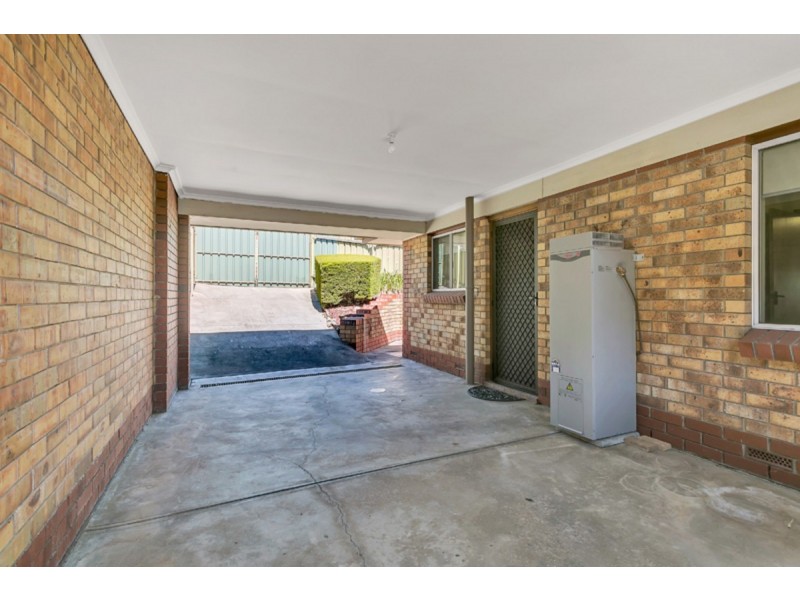2/20 Whinnen Street, St Agnes SA 5097