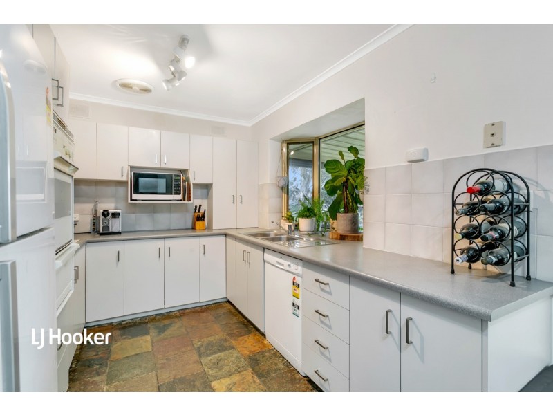 8 Mistletoe Terrace, Tea Tree Gully SA 5091