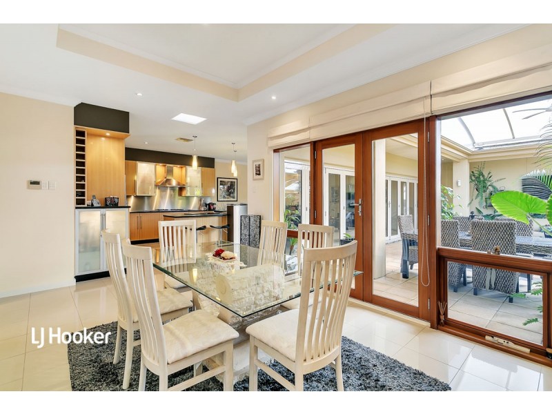 9 Spencer Court, Mawson Lakes SA 5095