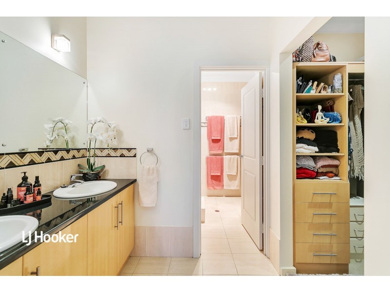 9 Spencer Court, Mawson Lakes SA 5095