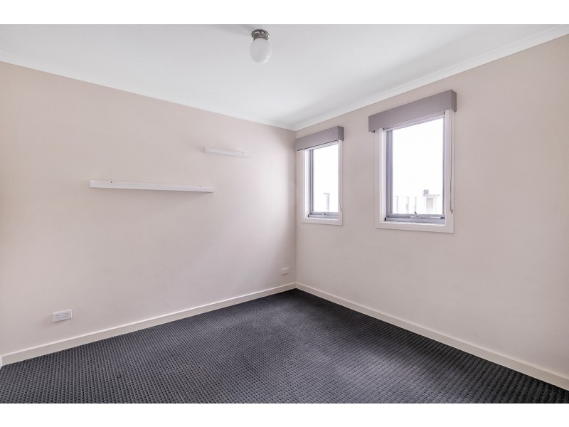 9/16 Swinden Crescent, Blakeview SA 5114