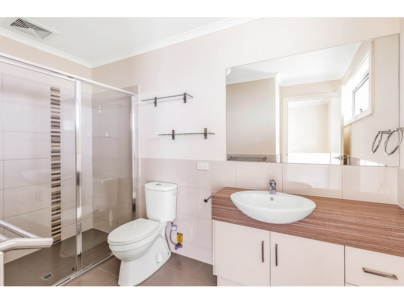 9/16 Swinden Crescent, Blakeview SA 5114