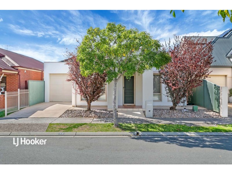 24 Ashwood Circuit, Mawson Lakes SA 5095