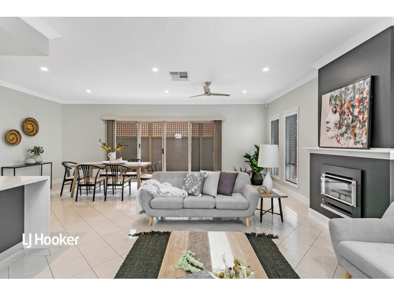 24 Ashwood Circuit, Mawson Lakes SA 5095