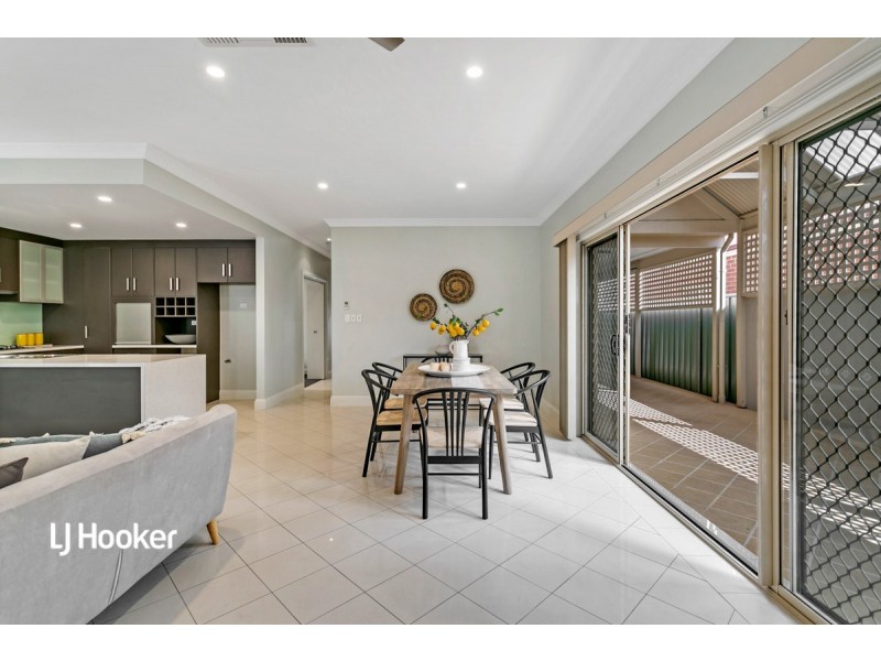 24 Ashwood Circuit, Mawson Lakes SA 5095