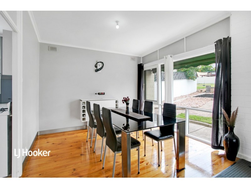 3 Robert Court, Para Hills SA 5096