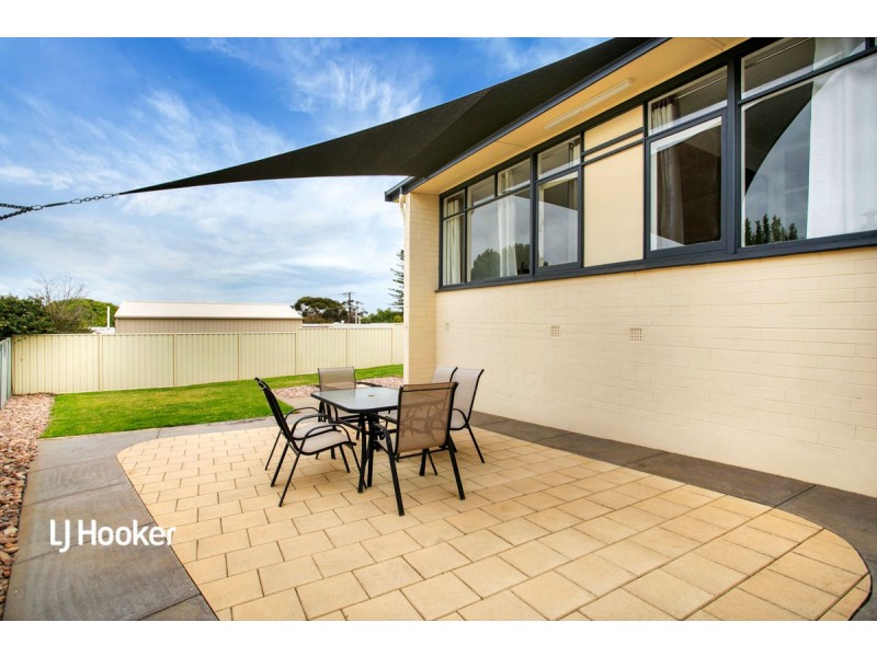 3 Robert Court, Para Hills SA 5096