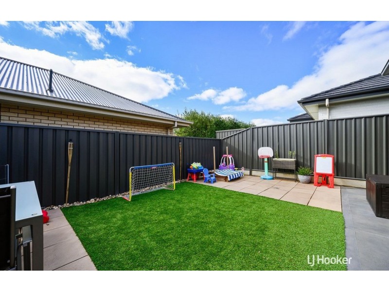 6 Kilfinan Place, Blakeview SA 5114