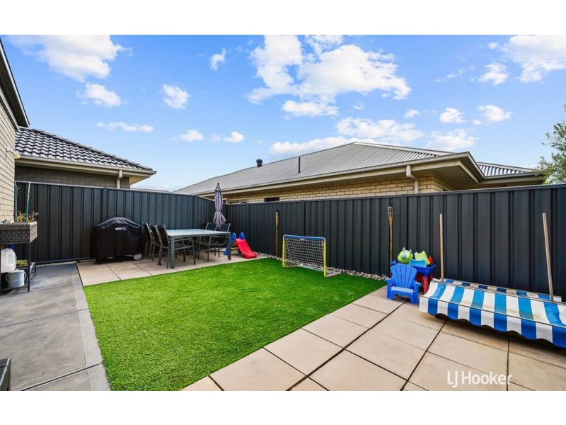 6 Kilfinan Place, Blakeview SA 5114