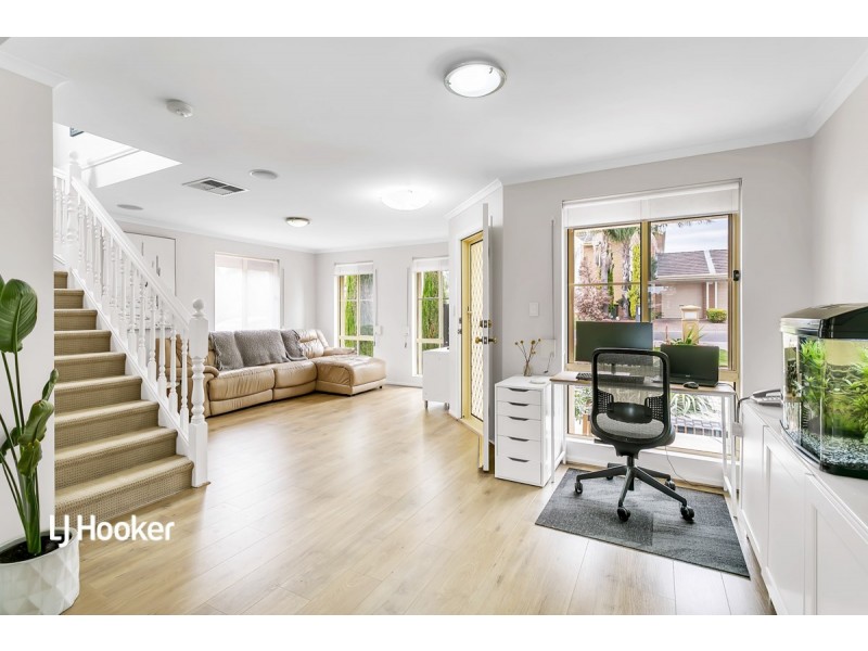 19 Rochester Drive, Salisbury Heights SA 5109