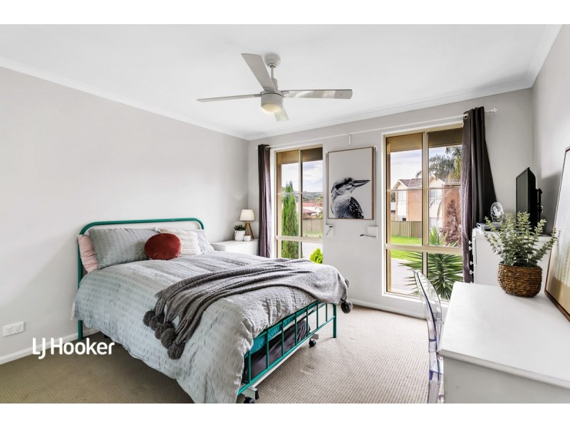 19 Rochester Drive, Salisbury Heights SA 5109