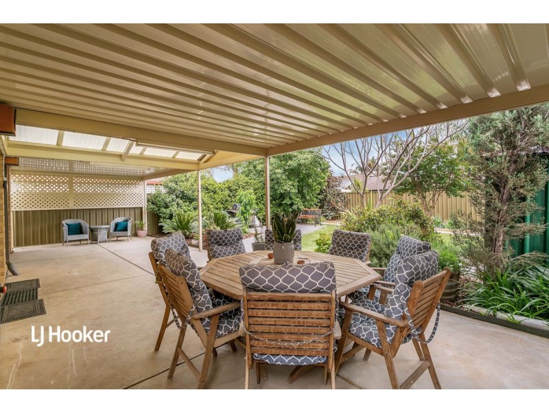 19 Rochester Drive, Salisbury Heights SA 5109
