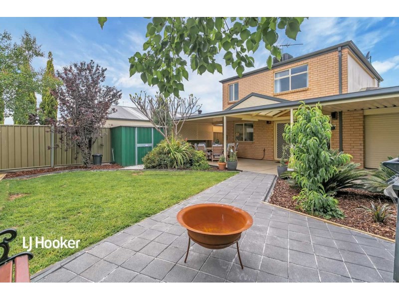 19 Rochester Drive, Salisbury Heights SA 5109