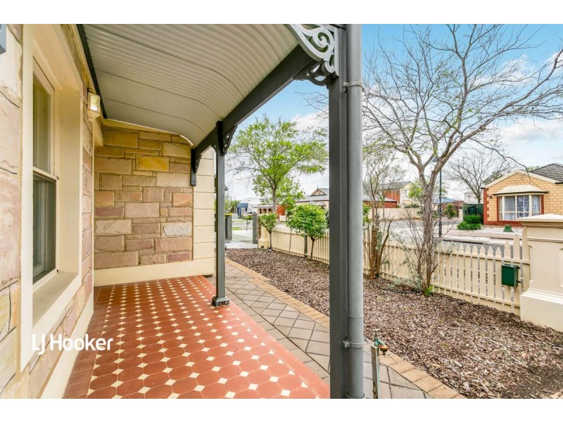 127 Sanctuary Drive, Mawson Lakes SA 5095